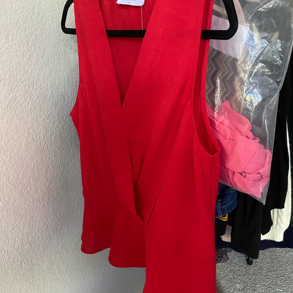 Red blouse - Picture 2 of 3